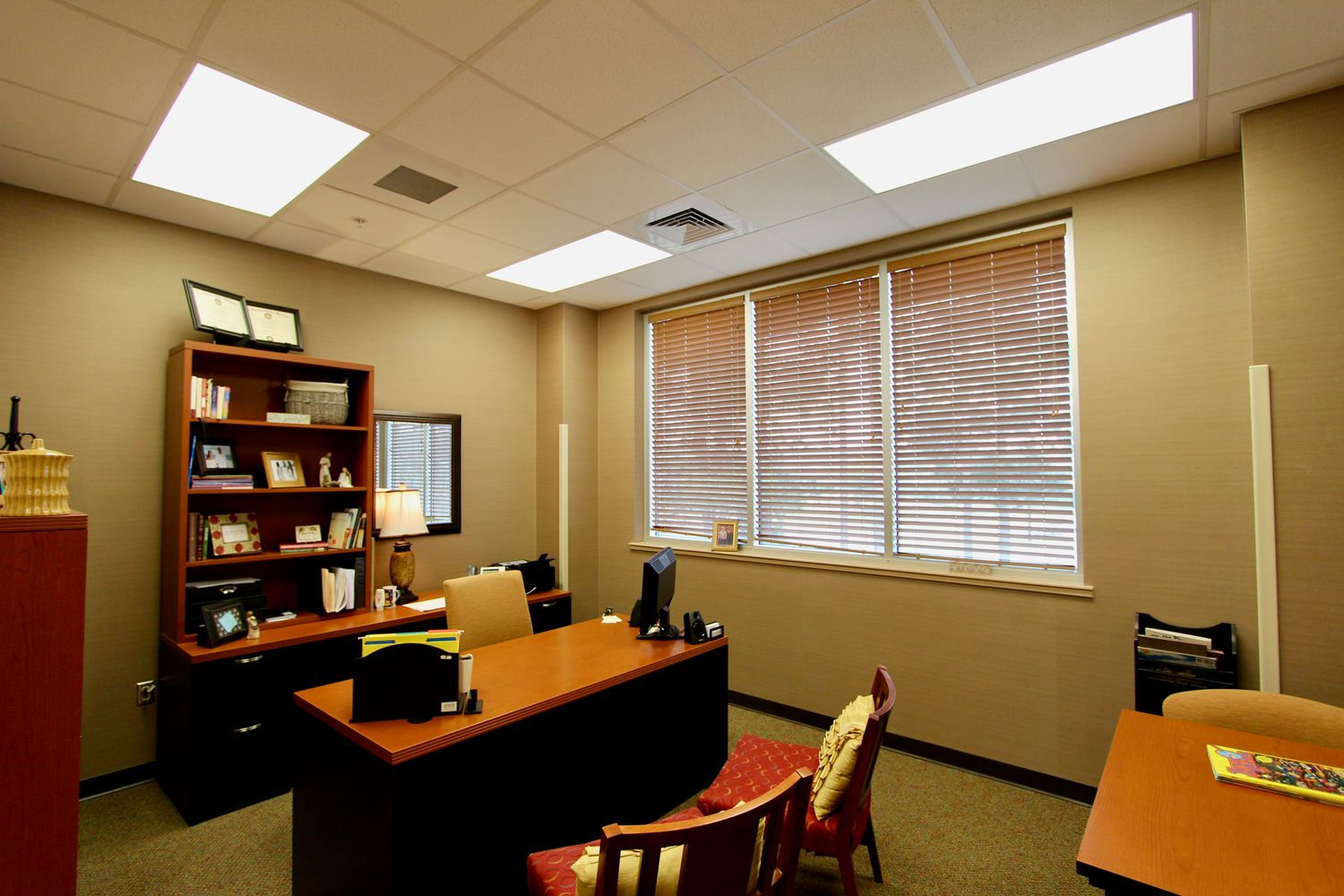 Class A Office/Medical : 2 Southern Point Pkwy, Hattiesburg, MS 39401